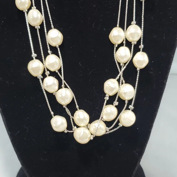 Bonworth pearl silver chain necklace earring set - Picture 3 of 5